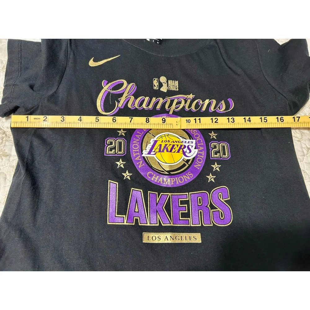 Nike Los Angeles Lakers Champions 2020 Lock Room NBA T-Shirt Women’s Size S